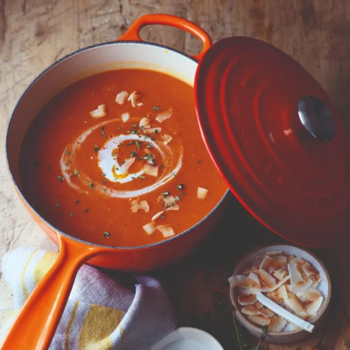 Le Creuset Signature Cast Iron 20cm Saucepan - Volcanic