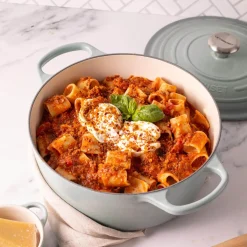 Le Creuset Signature 24cm Cast Iron Round Casserole - Sea Salt