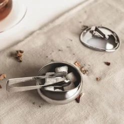 Robert Welch Drift 18 | 10 Mirror Polished Stainless Steel 300ml Sugar Pot with Lid