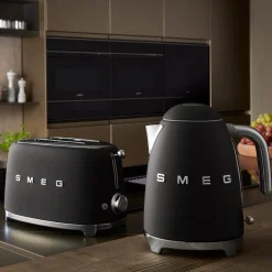 Smeg 50's Style Retro KLF03 Jug Kettle - Matte Black