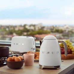 Smeg 50's Style Retro KLF03 Jug Kettle - Matte White