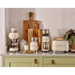 Smeg 50's Style Retro KLF05 Mini Jug Kettle - Cream