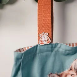 Wrendale Designs by Hannah Dale Pin Badge - Contentment - Fox